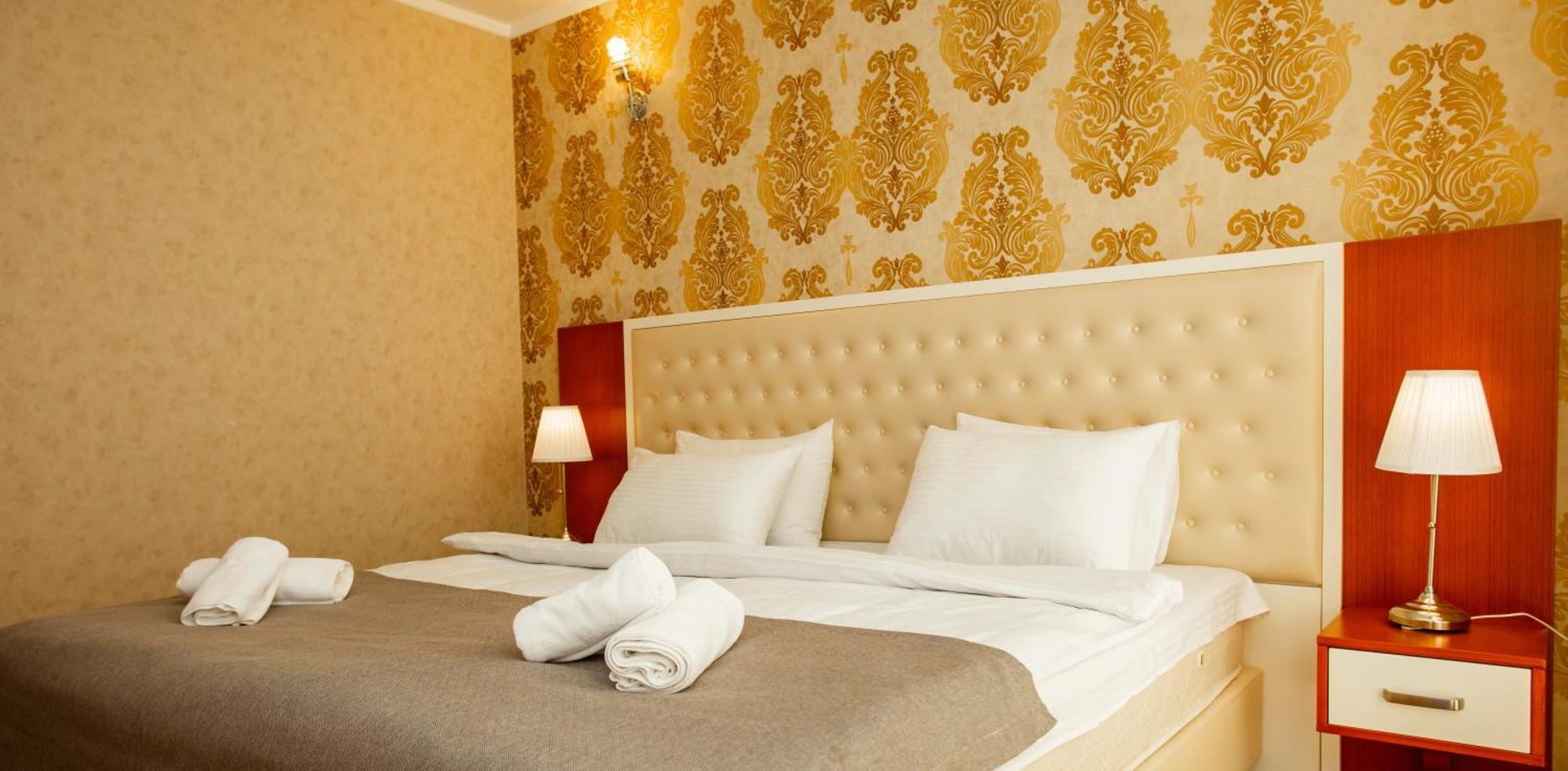 Aparthotel Holiday Lux 巴统 外观 照片